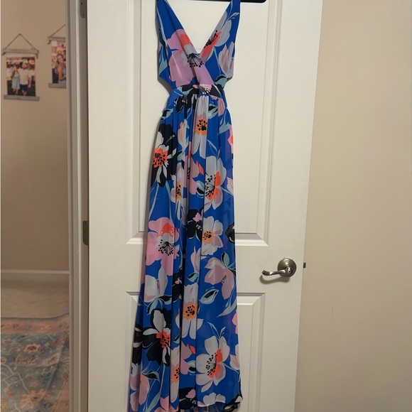 Express Dresses & Skirts - Express Floral Maxi Dress Side Cut Outs